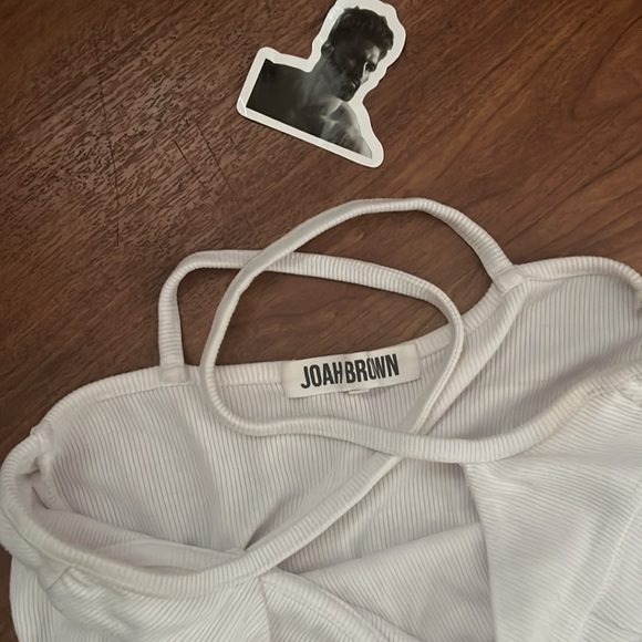 Joah Brown Cropped Tank - Picture 2 of 3